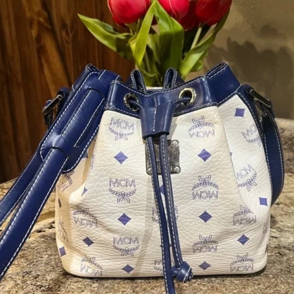 MCM EUC bucket crossbody 🎁